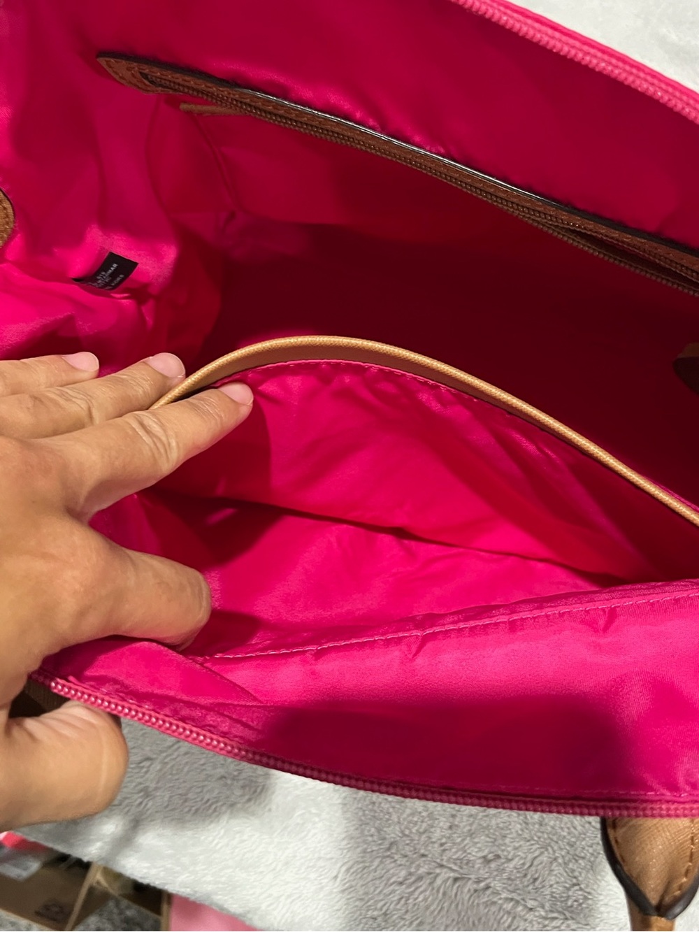 Michael Kors Kelsey Medium Nylon Tote Hot Pink Shoulder Bag EUC - Picture 11 of 12
